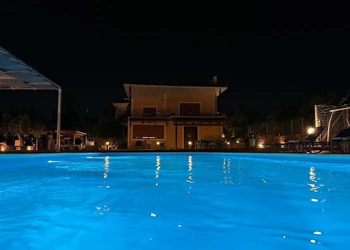 Athens Countryside Resort With Pool