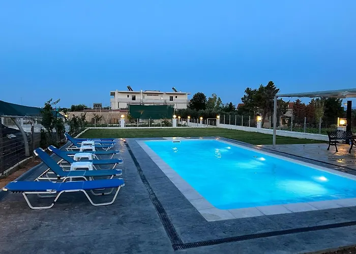 Athens Countryside Resort With Pool